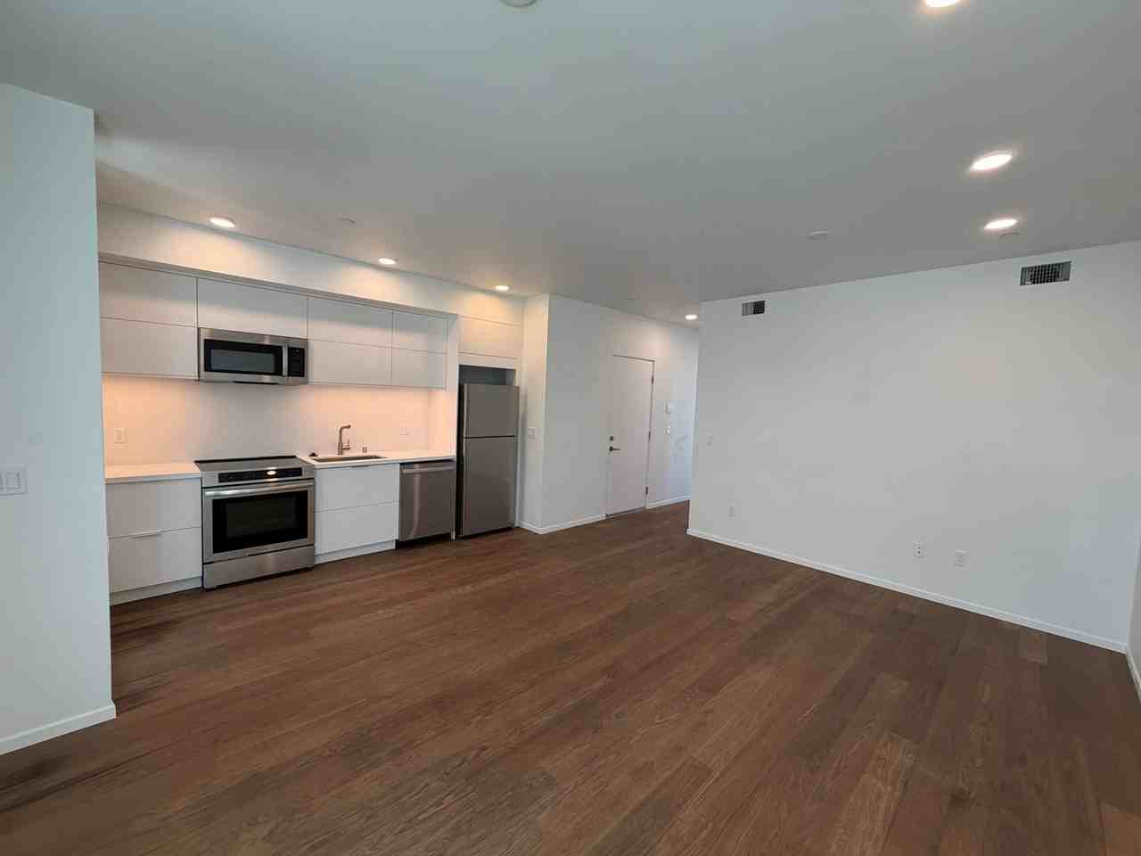 2419 Binnen Ln - Photo 7 of 30