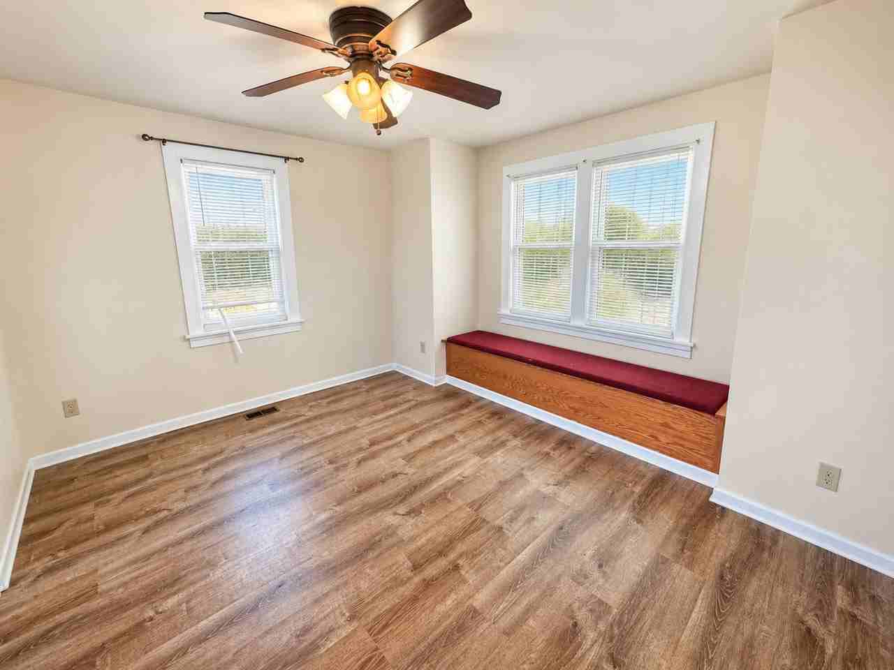 1501 River Rd - Photo 3 of 16