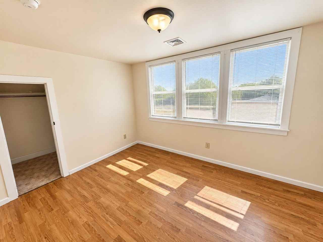 1501 River Rd - Photo 7 of 16
