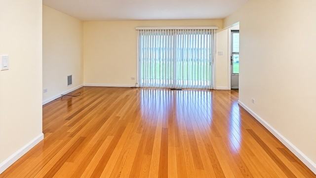 329 Grissom Court - Photo 4 of 15