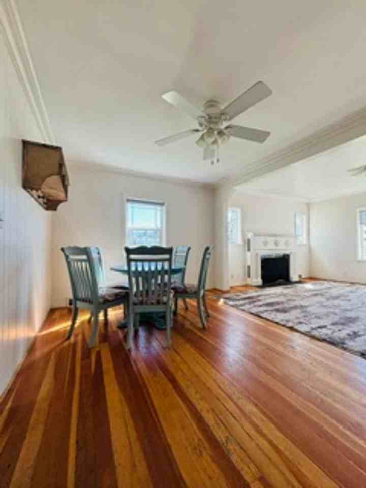 165 E 1st S - Photo 5 of 22