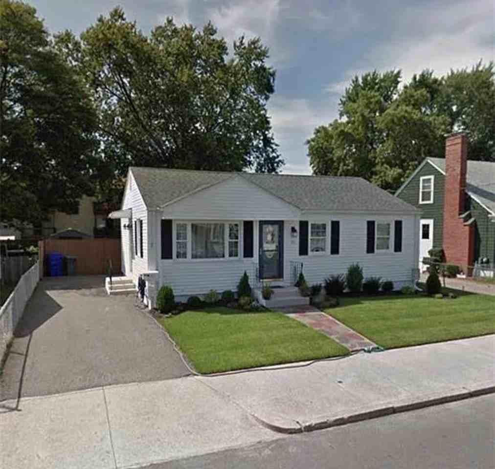 29 Dean St - Photo 2 of 28