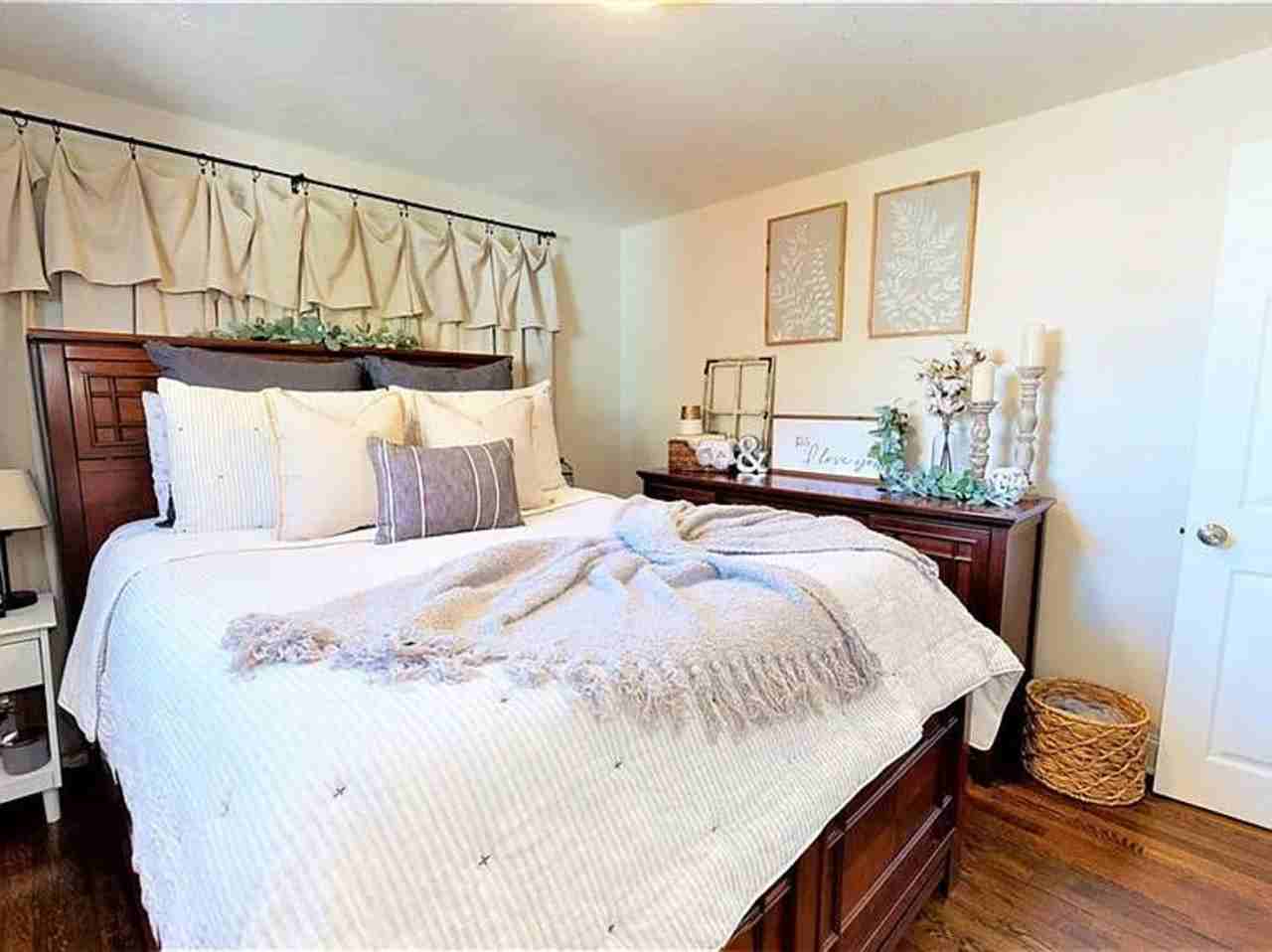 29 Dean St - Photo 5 of 28