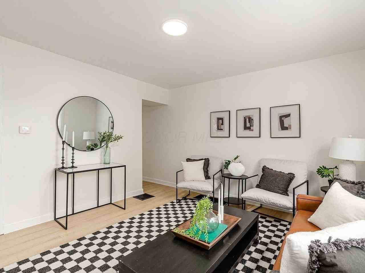 2845 Fremont St - Photo 3 of 38