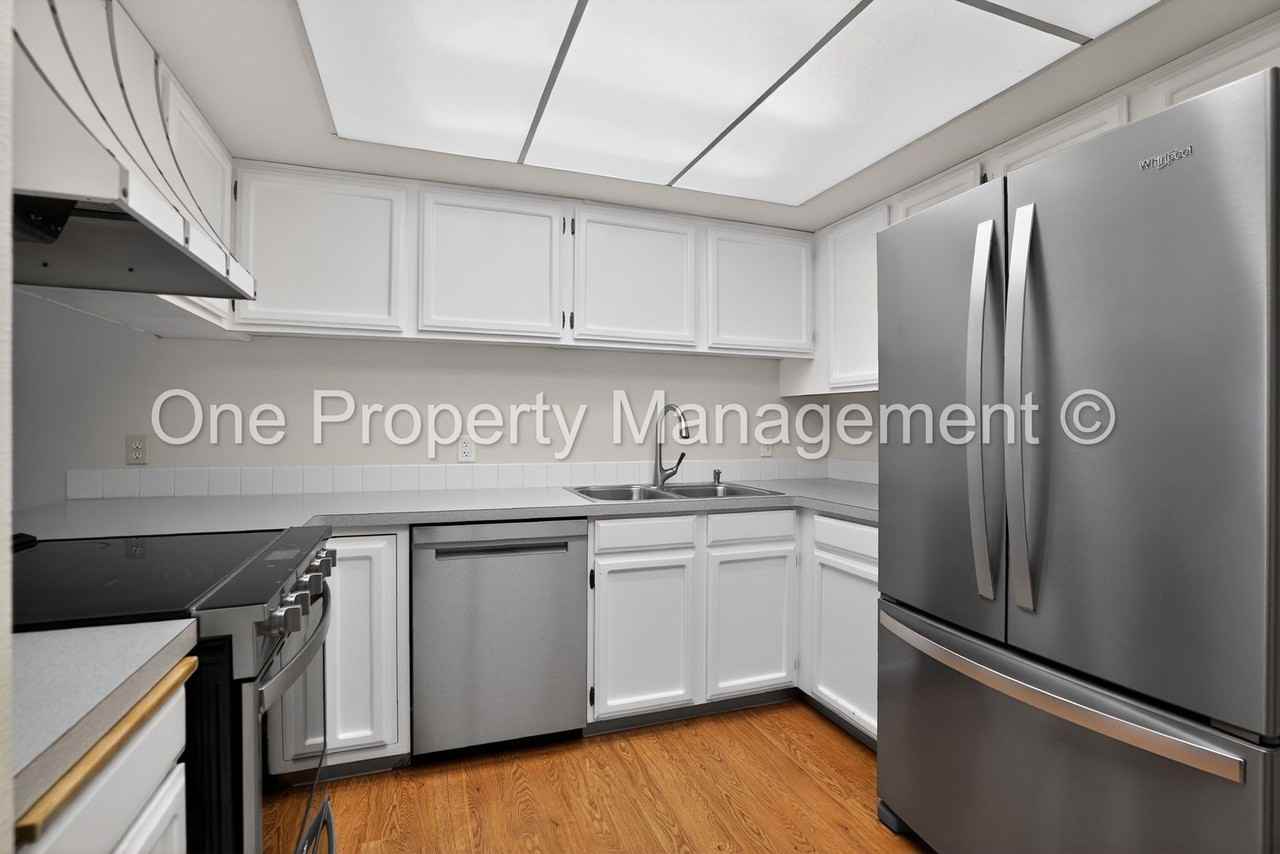 614 Se 130th Ct - Photo 7 of 18