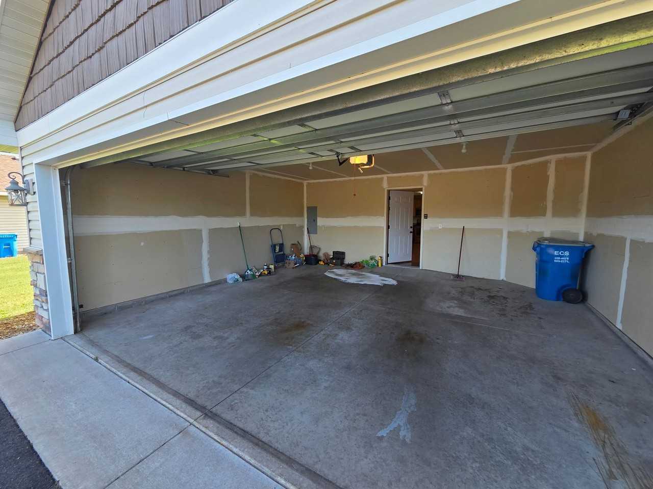 38231 Ewing Ct - Photo 6 of 15