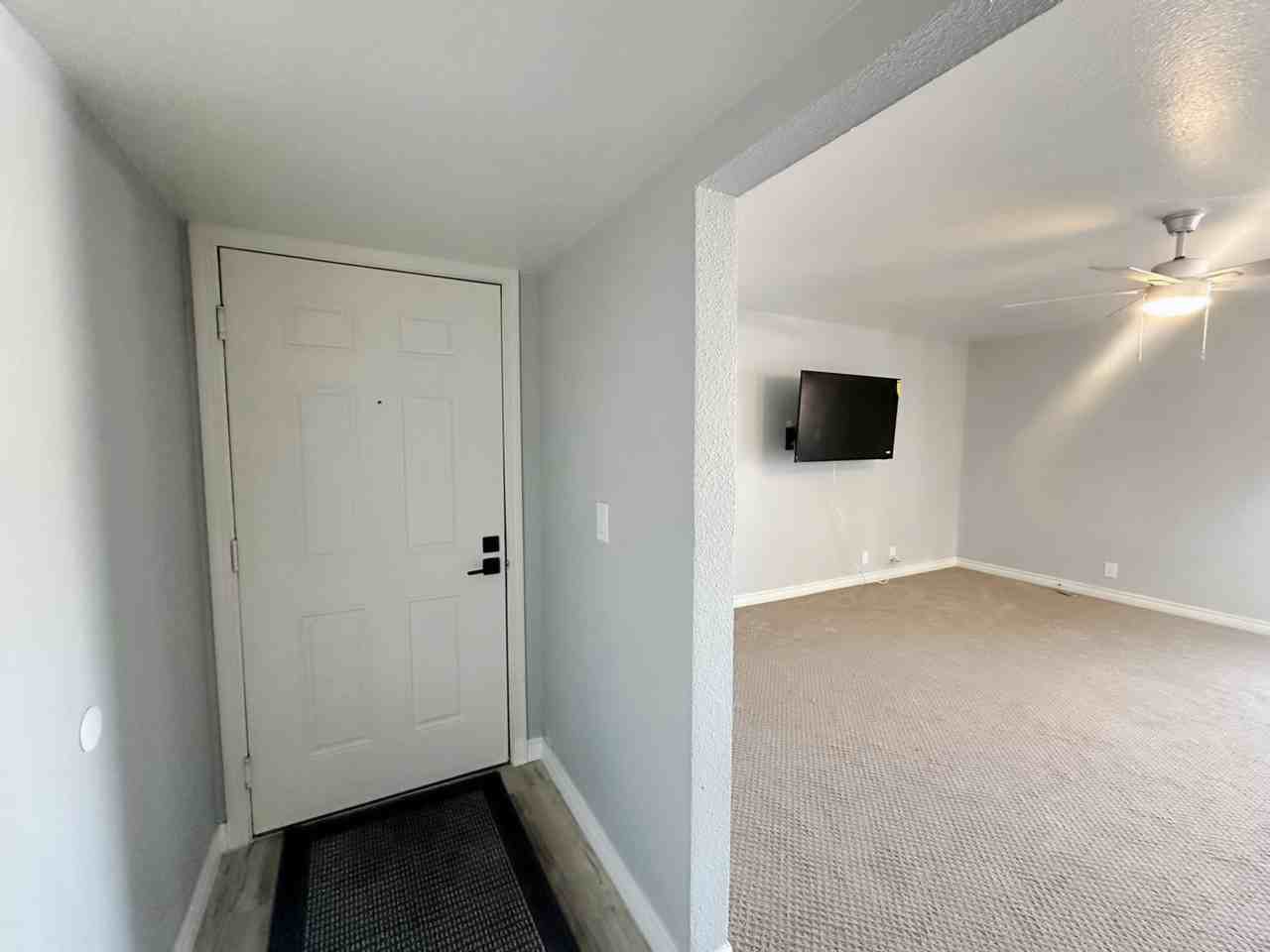 5080 Indian River Dr #400 - Photo 3 of 28