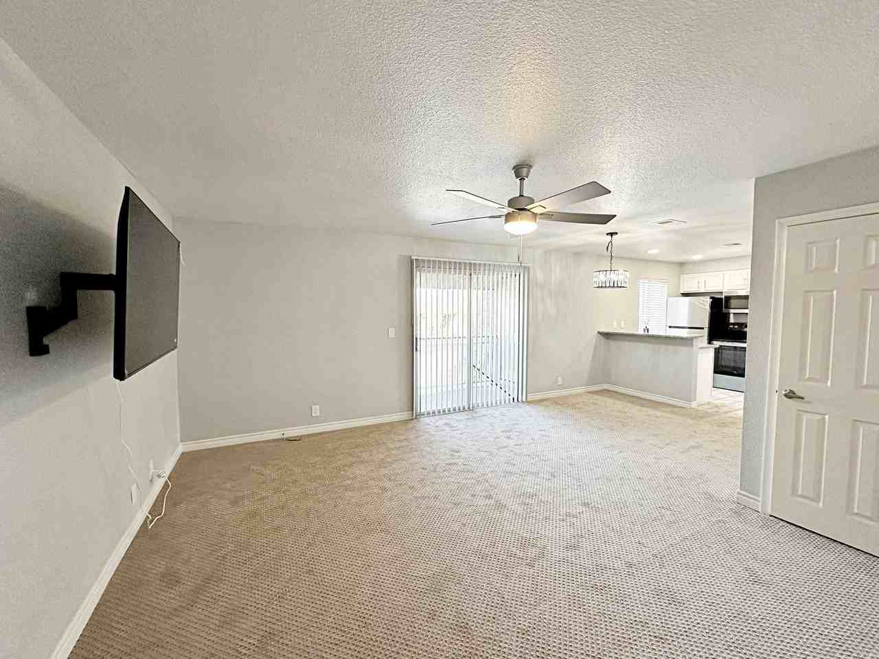 5080 Indian River Dr #400 - Photo 5 of 28