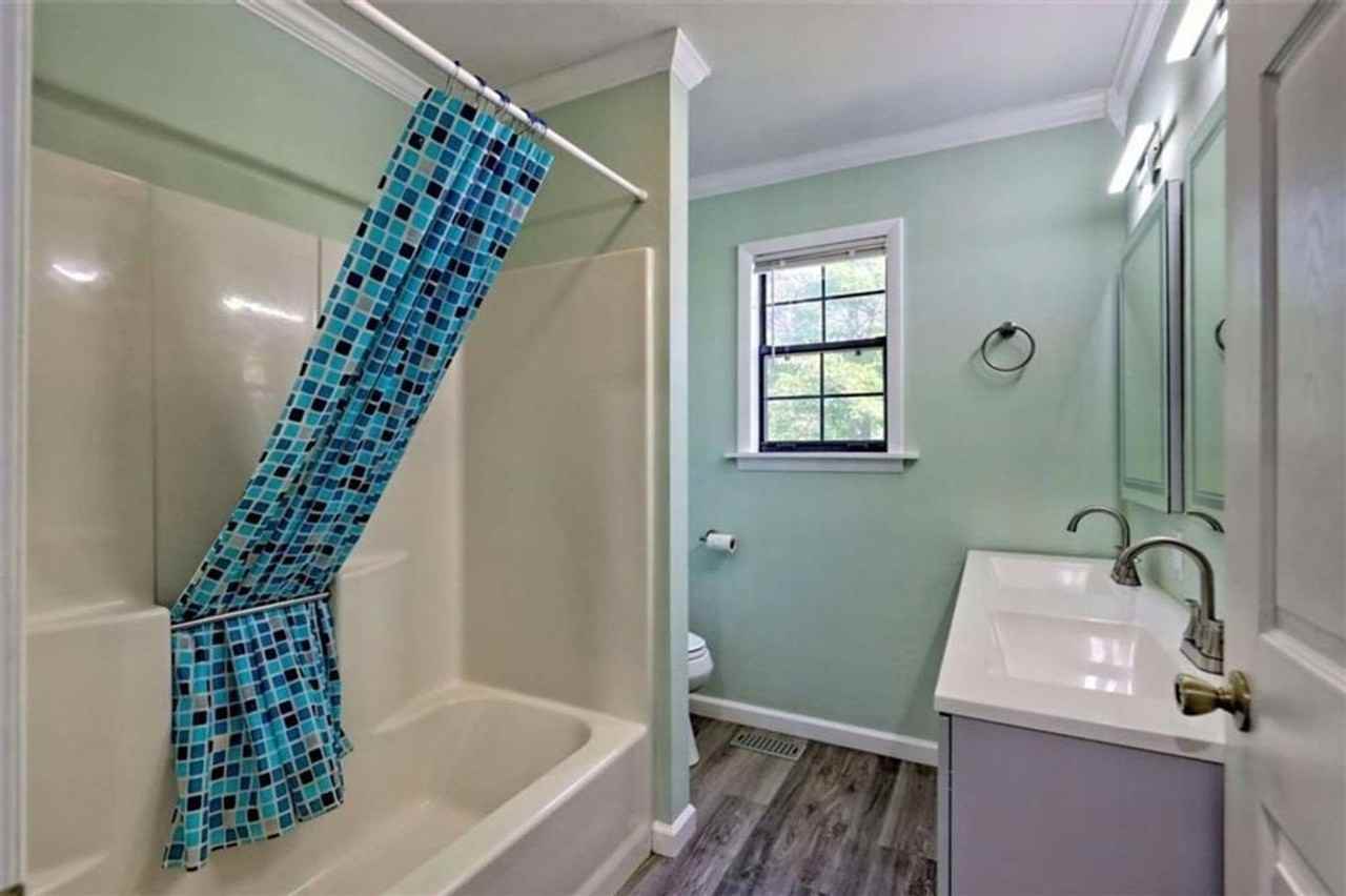 28 Coon Tail Rd - Photo 2 of 32