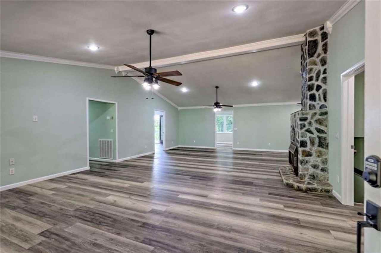 28 Coon Tail Rd - Photo 4 of 32