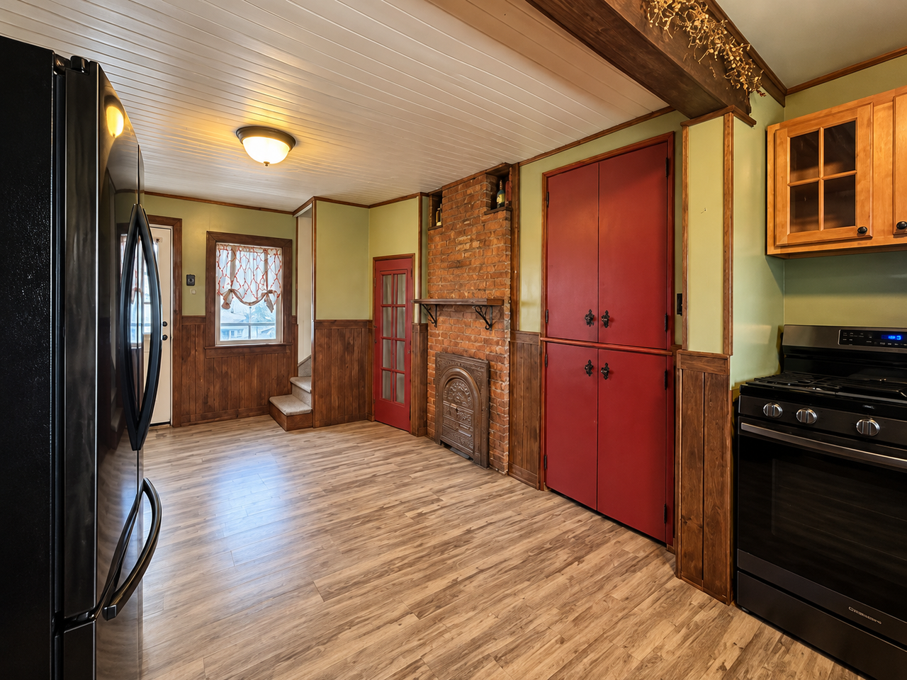10365 Lilac St - Photo 2 of 18