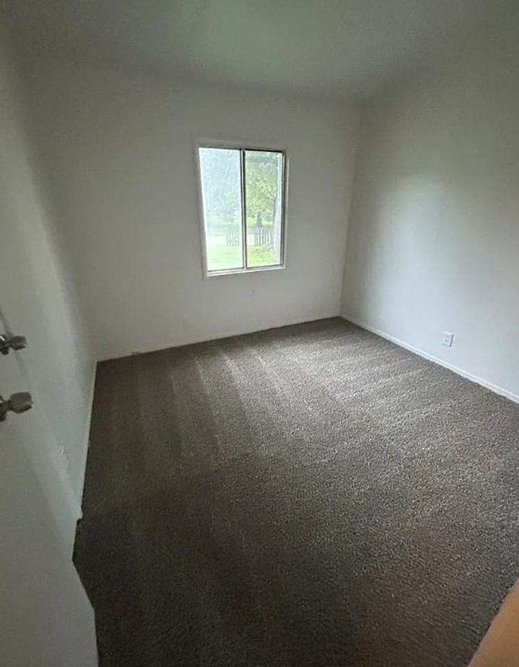 1120 Saint Michael Dr - Photo 5 of 6