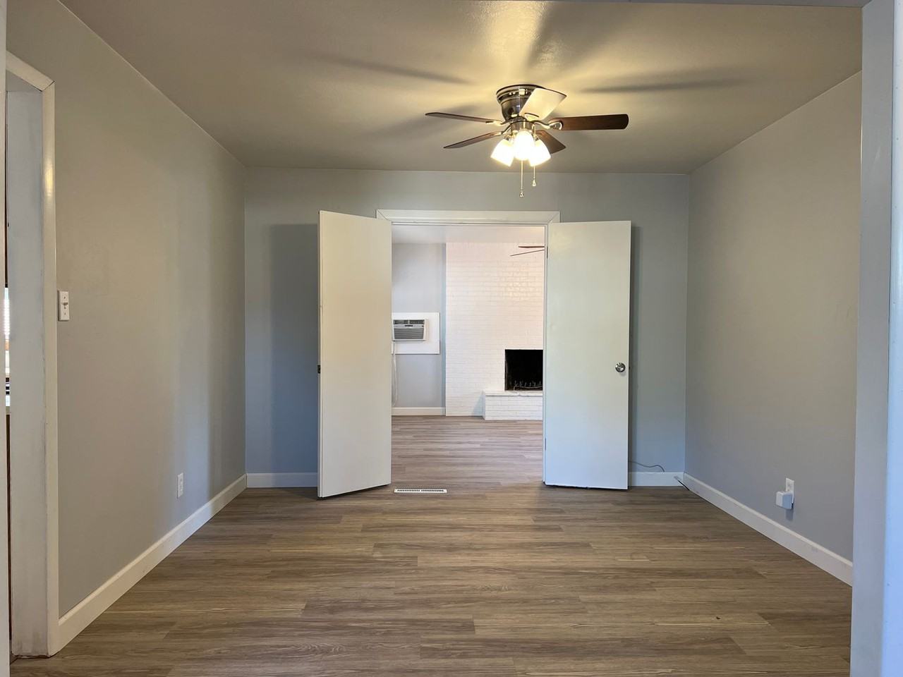 137 Sumac Dr - Photo 3 of 15