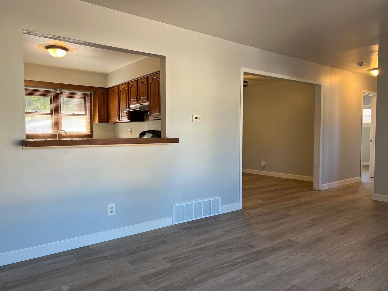137 Sumac Dr - Photo 6 of 15