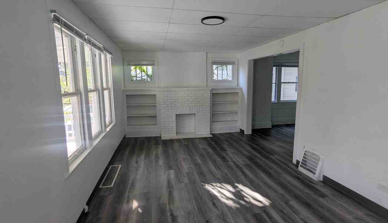 711 Roselawn Ave - Photo 6 of 38