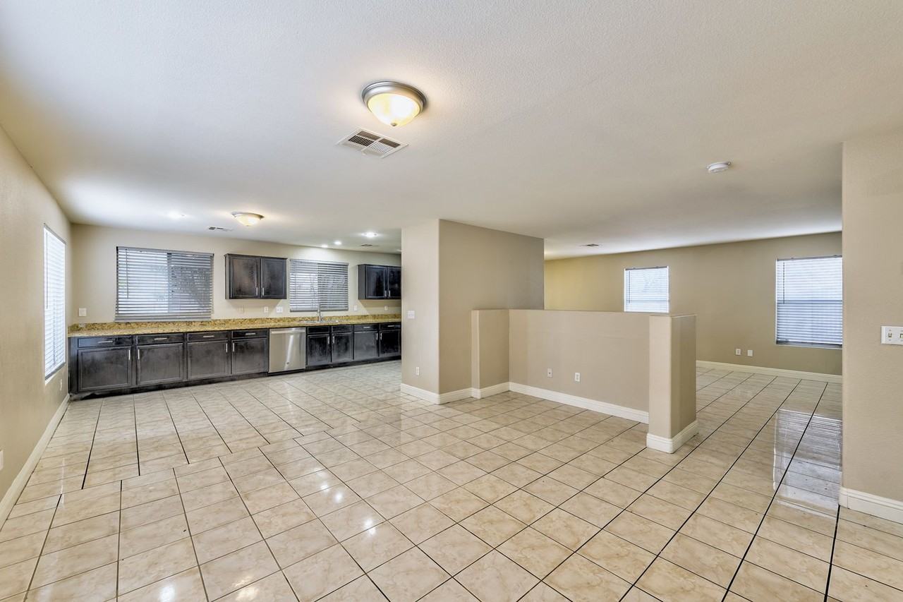 7973 Willow Pines Pl - Photo 4 of 19