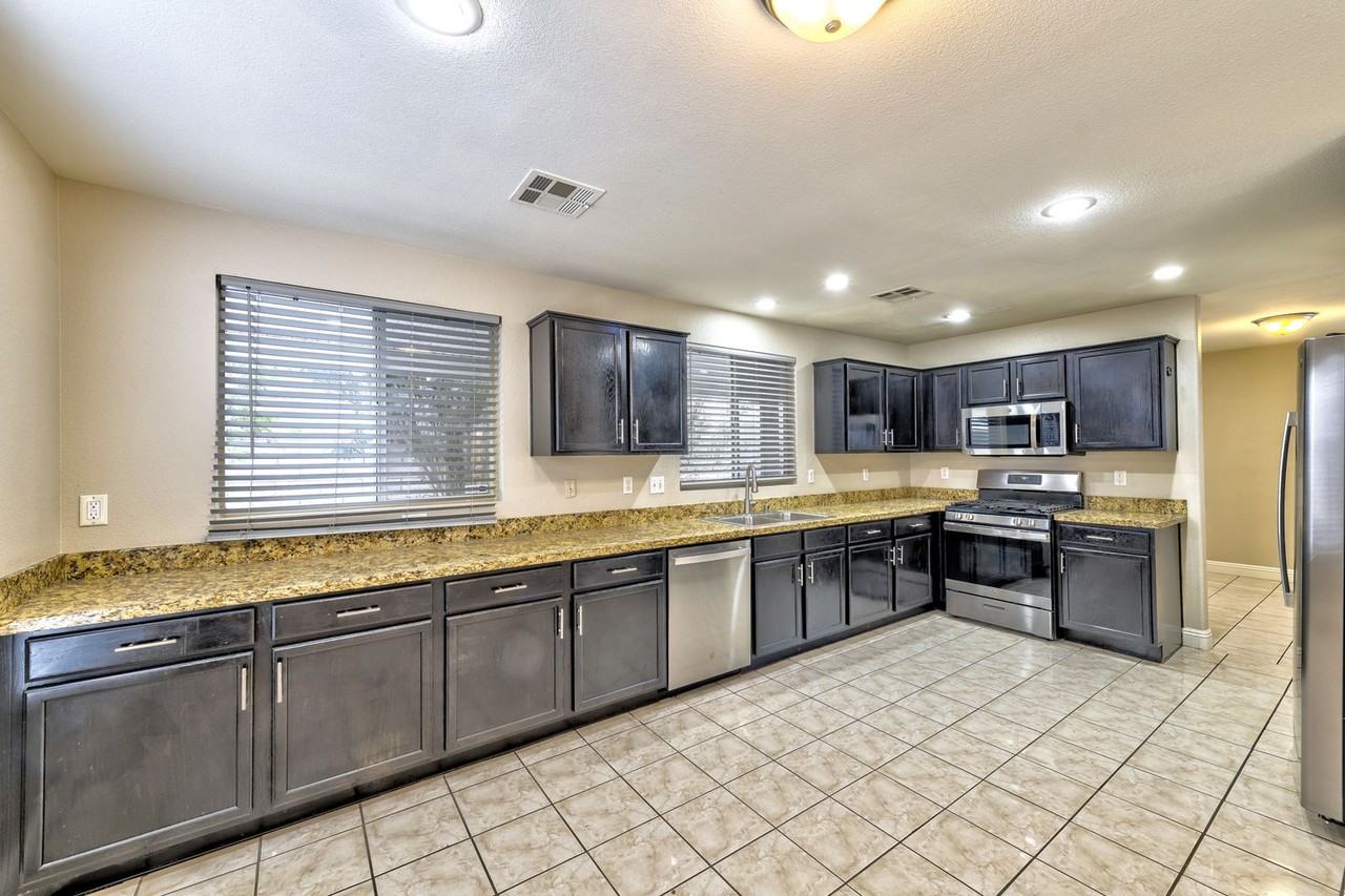 7973 Willow Pines Pl - Photo 6 of 19