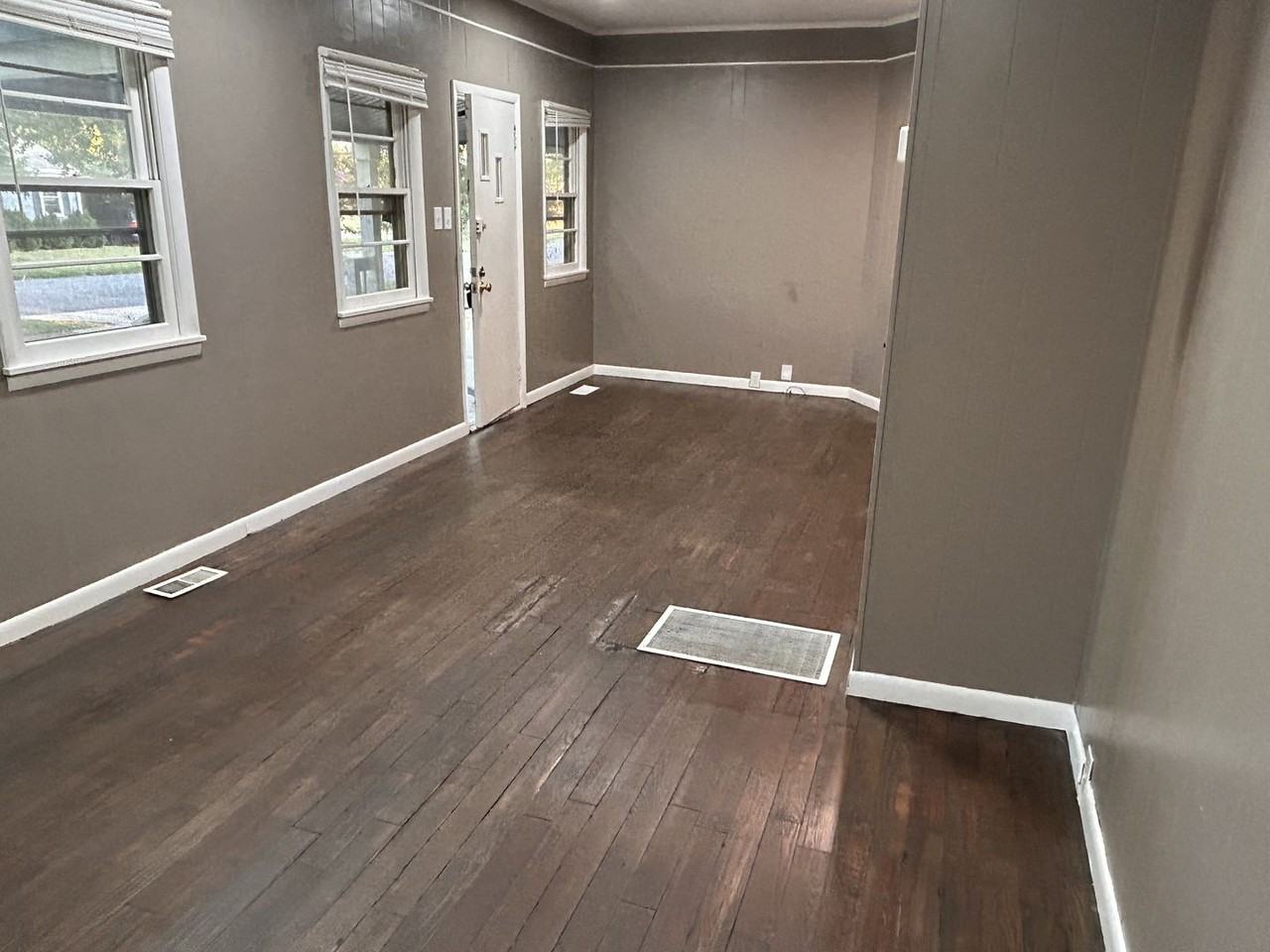 1804 Overton St - Photo 5 of 18