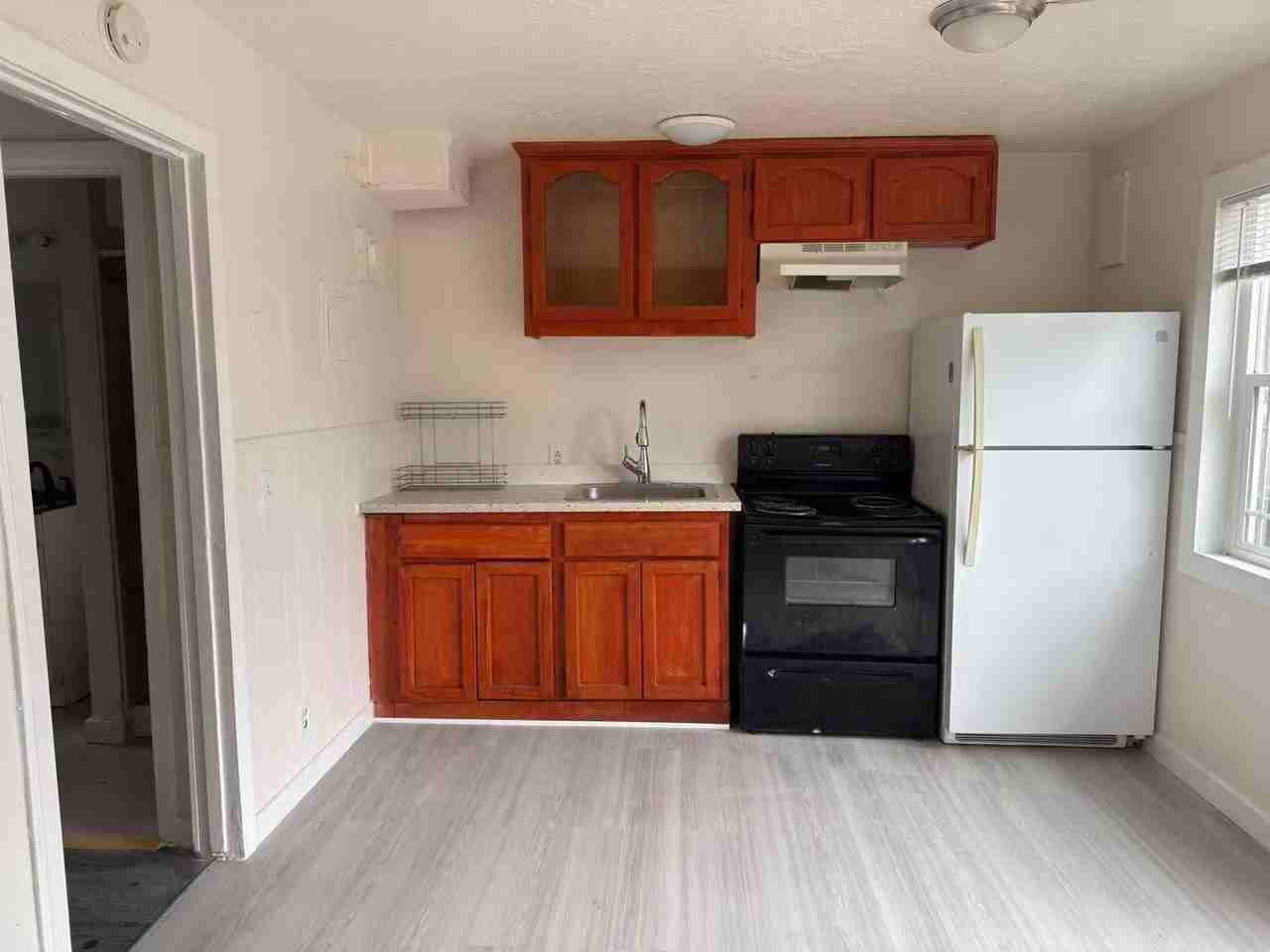 3218 Se 122nd Ave - Photo 2 of 7