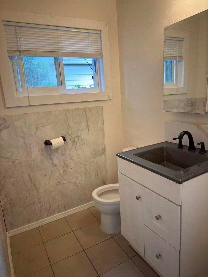 3218 Se 122nd Ave - Photo 6 of 7
