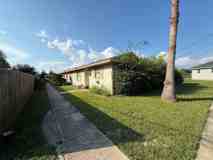 3389 Green Briar Cir #B - Photo 1 of 1