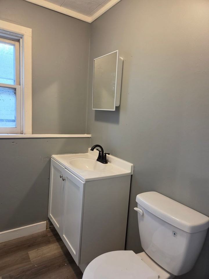 1312 N Ellis St - Photo 5 of 5