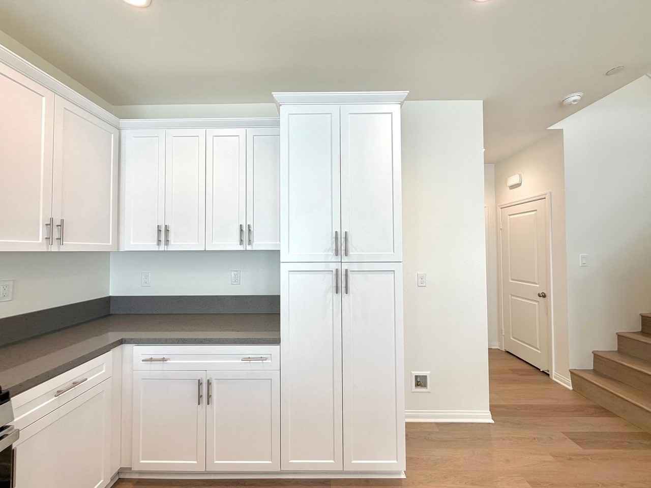 163 N Lassen Ave - Photo 7 of 23