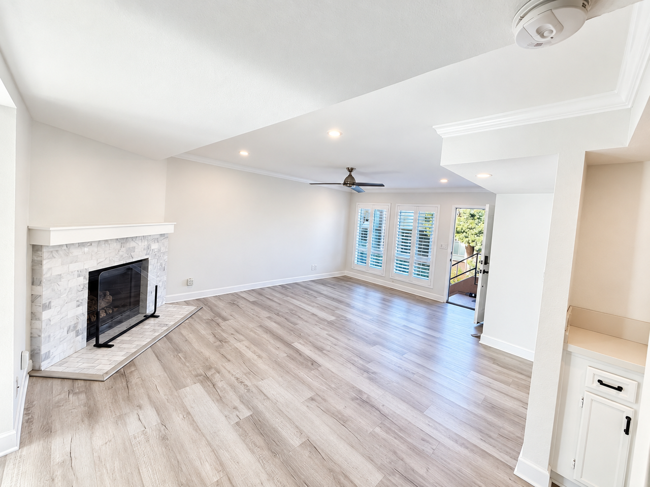 2254 Gaviota Ave #36 - Photo 7 of 8