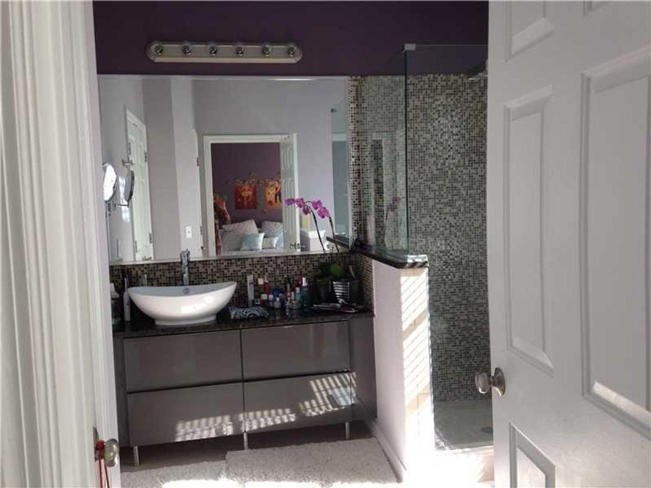 607 Wisteria Ct - Photo 2 of 38