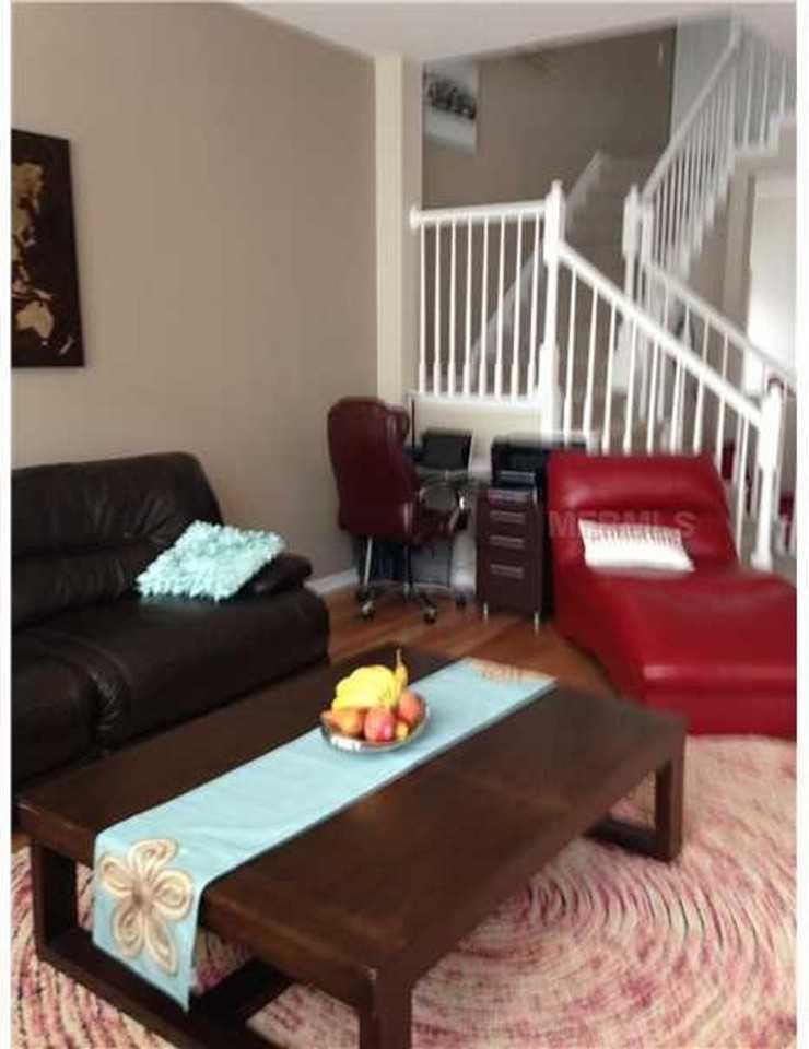 607 Wisteria Ct - Photo 3 of 38
