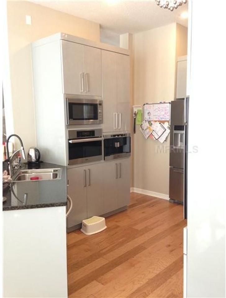 607 Wisteria Ct - Photo 6 of 30