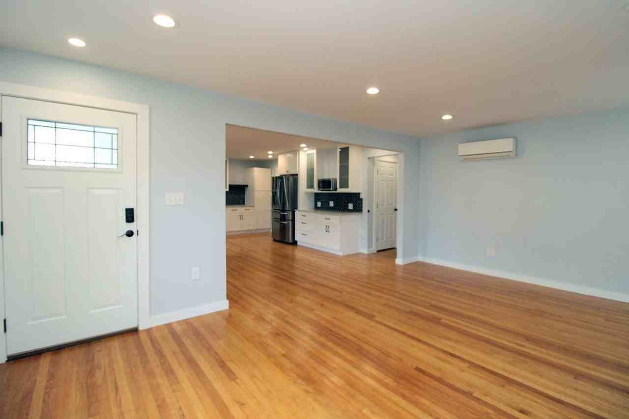 1934 Ne Cramer St #A - Photo 6 of 28
