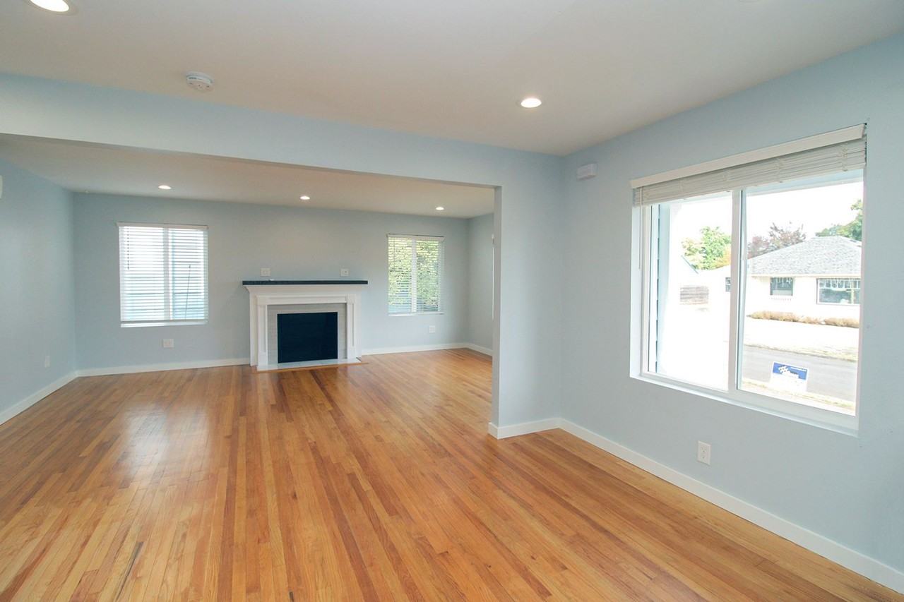 1934 Ne Cramer St #A - Photo 7 of 28
