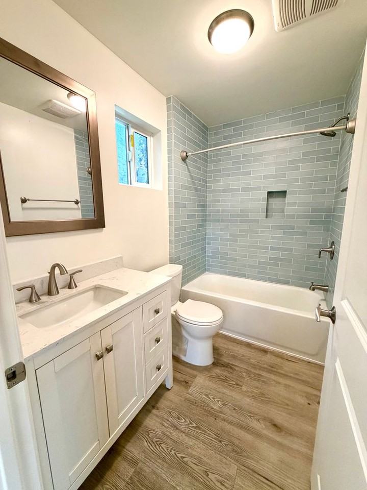 4750 W 142nd St #B - Photo 3 of 12