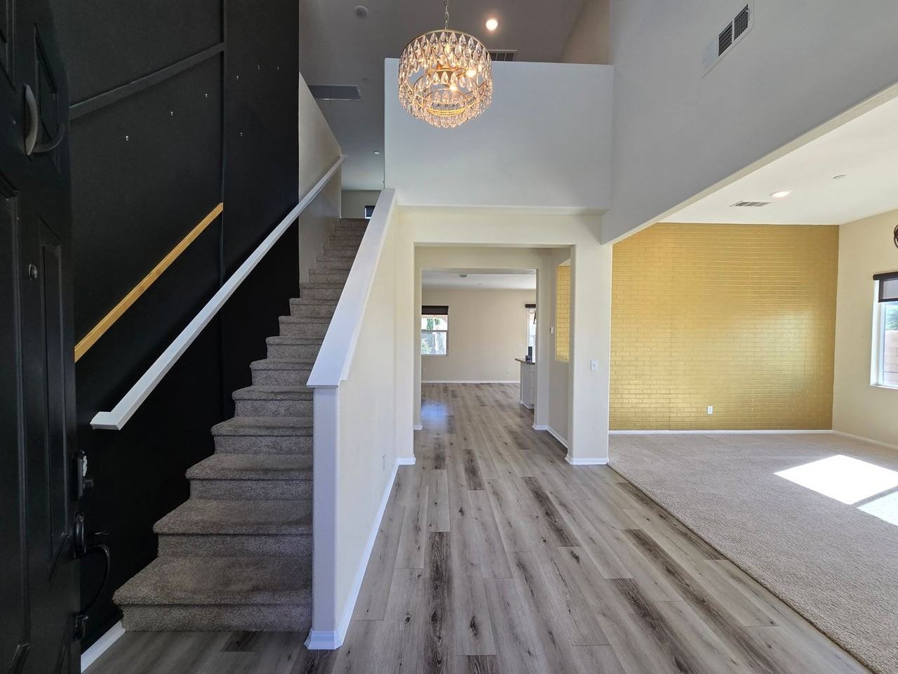 3450 Andrew Ave - Photo 4 of 28