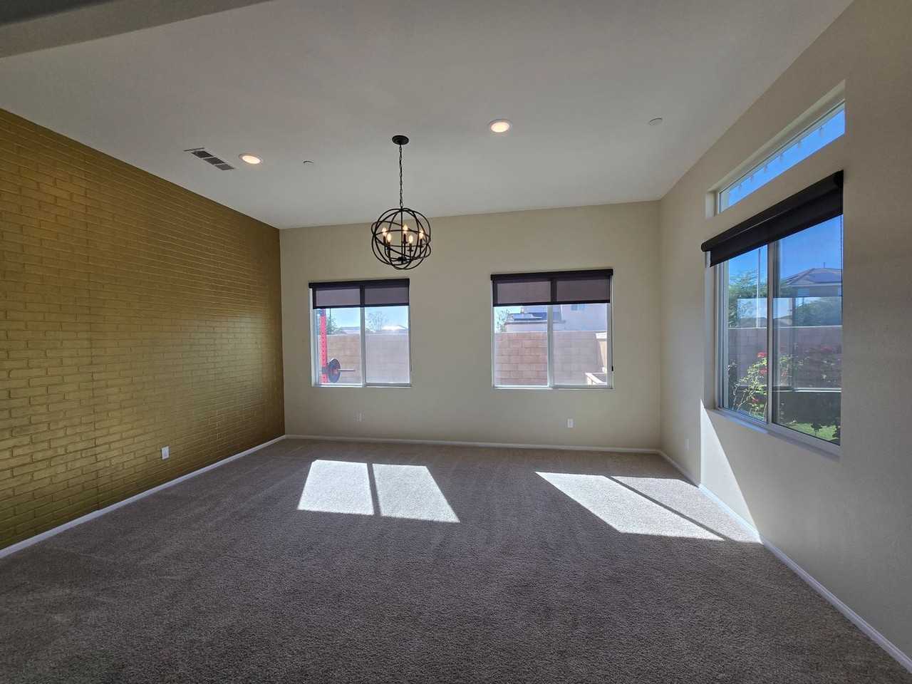 3450 Andrew Ave - Photo 5 of 28