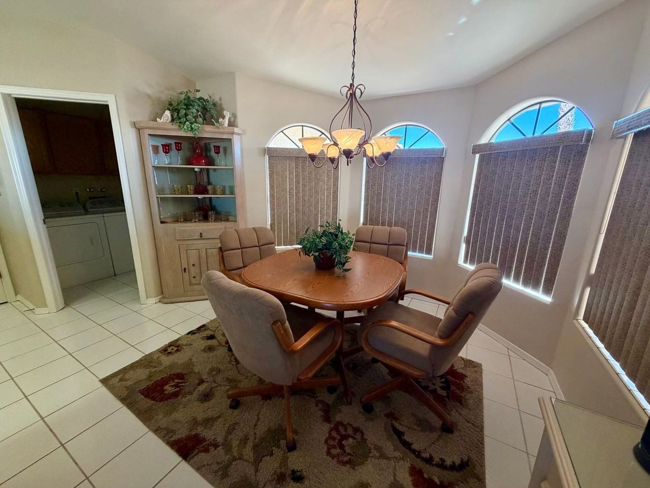 2921 Alibi Dr - Photo 4 of 24