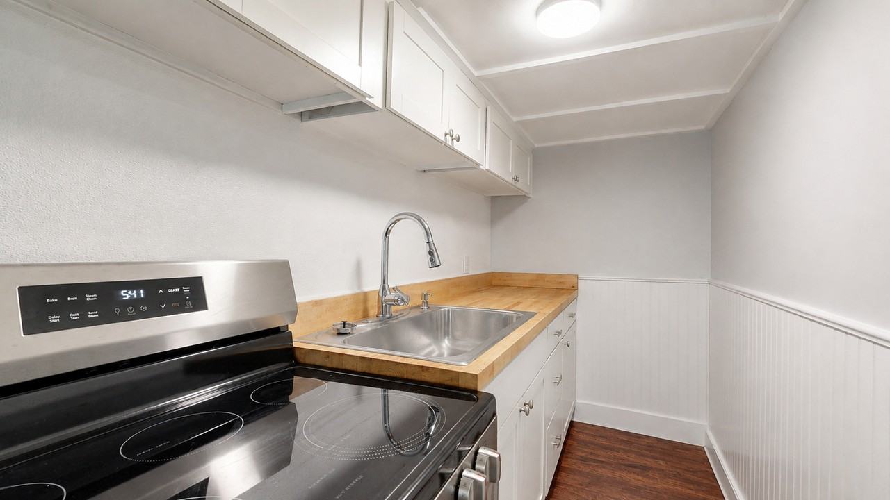 40 Court Street - Photo 3 of 28