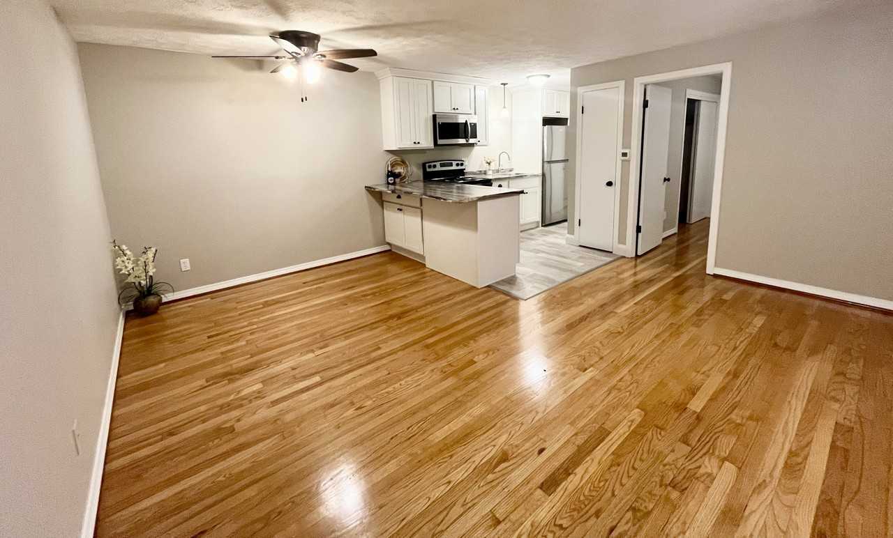 Deer Mountain Apartments - Photo 3 of 18