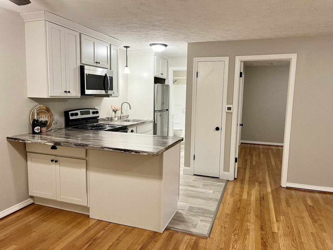Deer Mountain Apartments - Photo 5 of 18