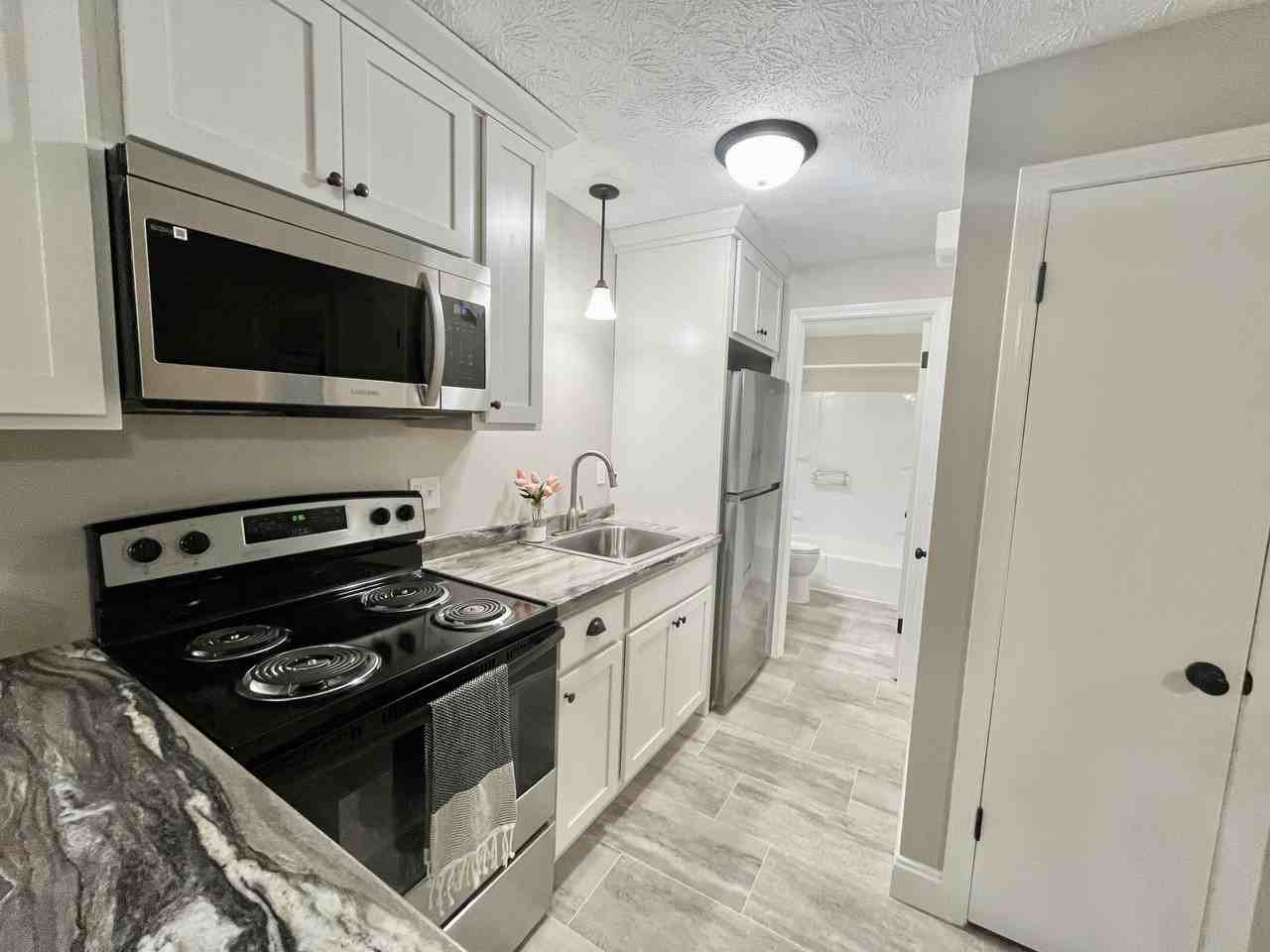 Deer Mountain Apartments - Photo 7 of 18