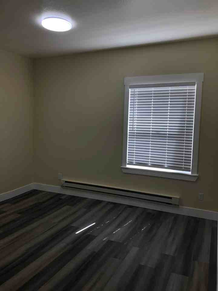 2070 University Avenue - Photo 6 of 26