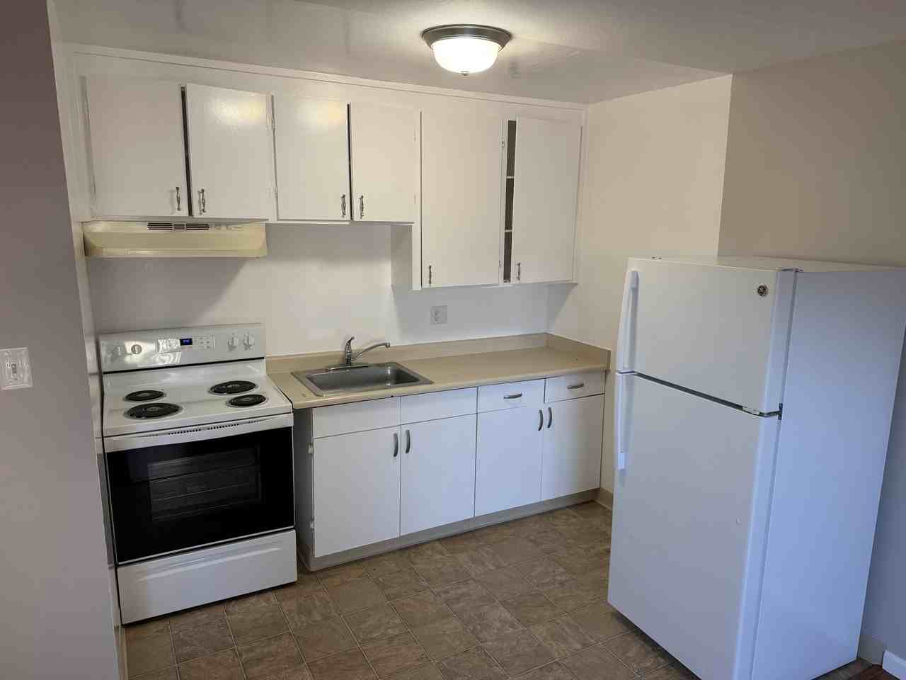 1312-1318 Leafwood - Photo 3 of 14