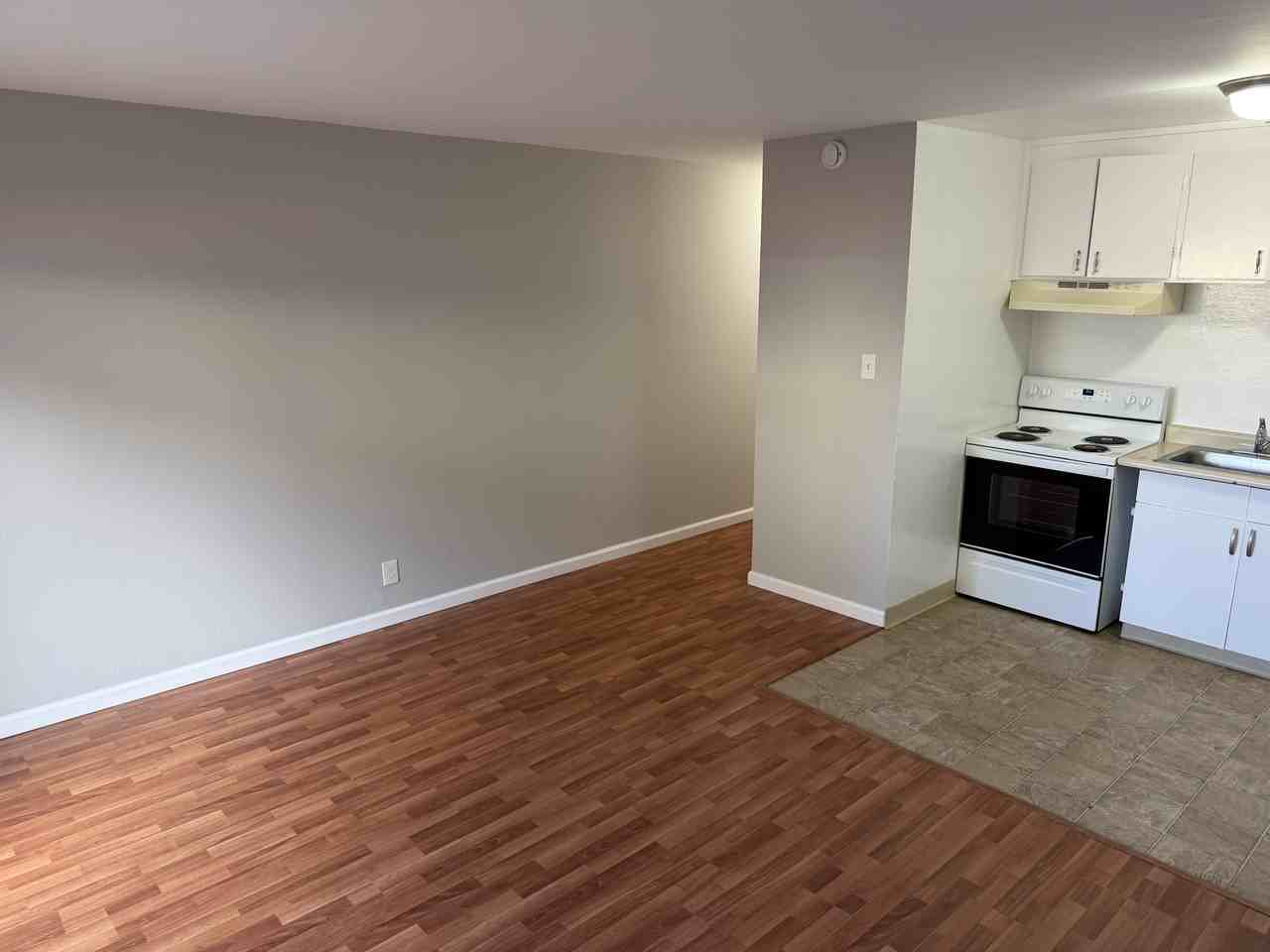 1312-1318 Leafwood - Photo 4 of 14