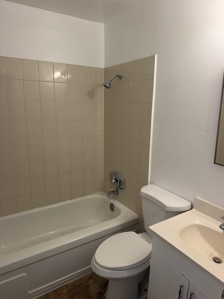 1312-1318 Leafwood - Photo 6 of 14
