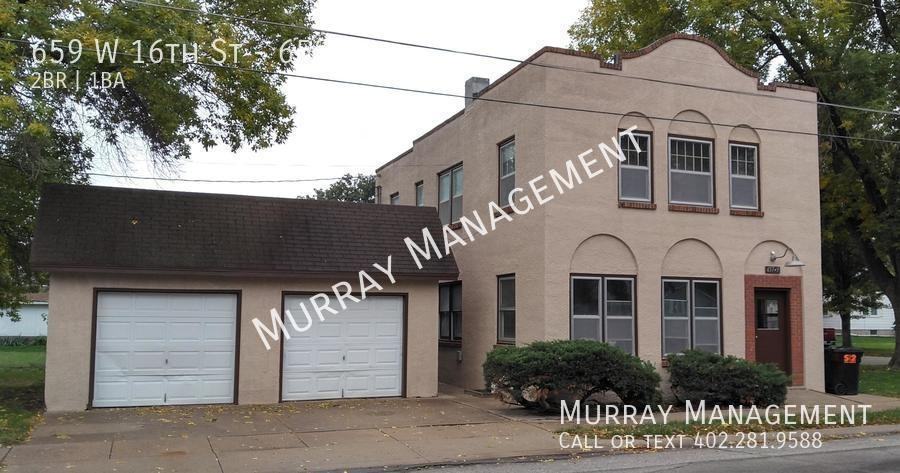 659 W 16th St #659 - Photo 3 of 11