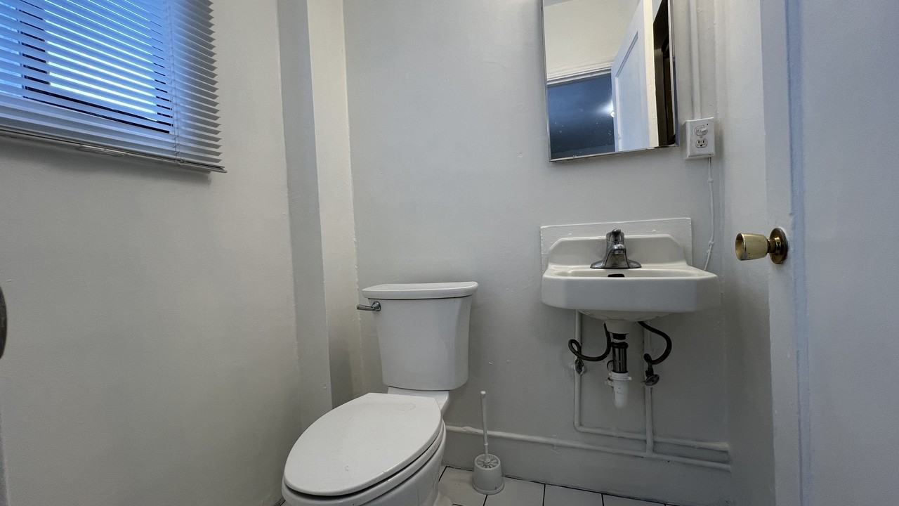 308 Turk Street - Photo 6 of 15