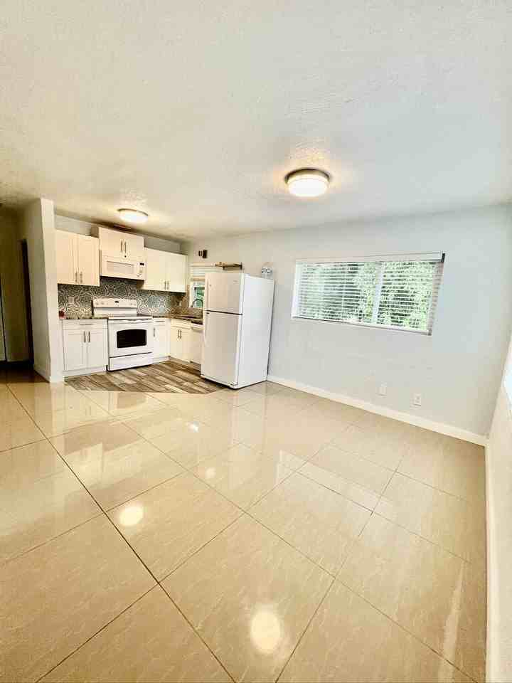 4801 14th Avenue South - Photo 3 of 11