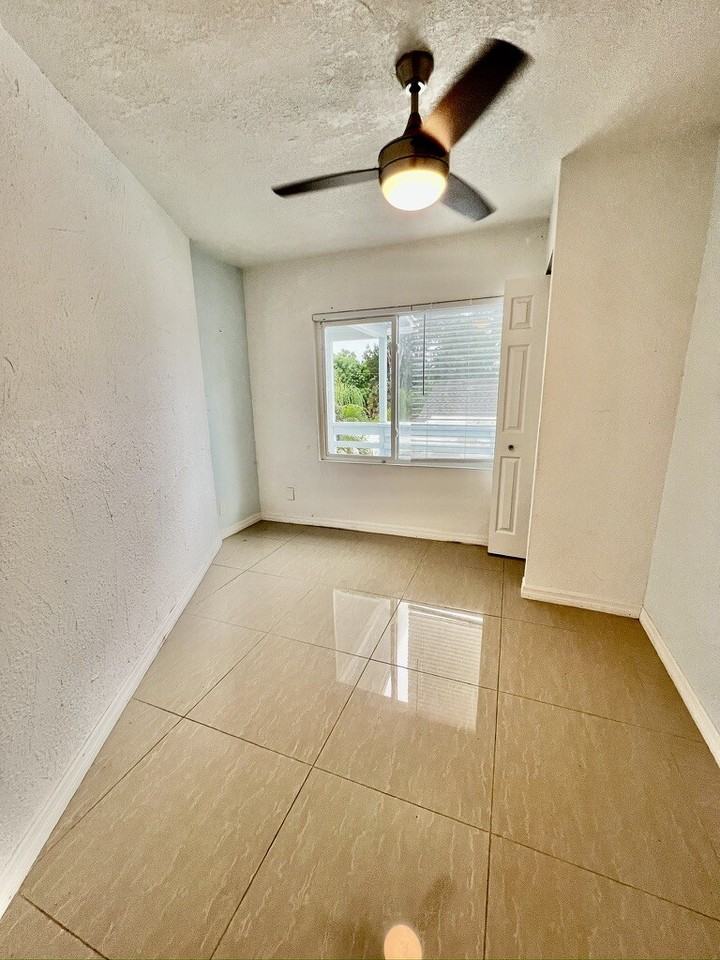 4801 14th Avenue South - Photo 5 of 11