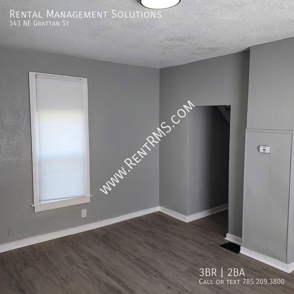 541 Ne Grattan St - Photo 5 of 34